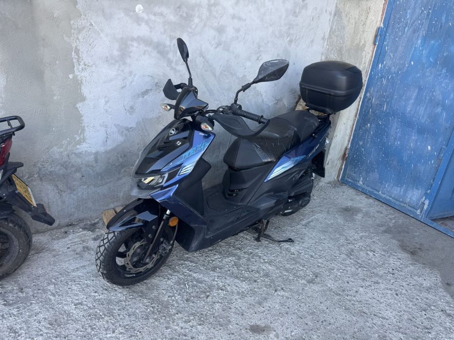 Inchiriez scutere 50cc Craiova- ideale pentru livrari