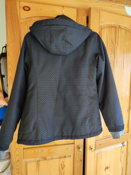 Якета, палта, връхни ризи