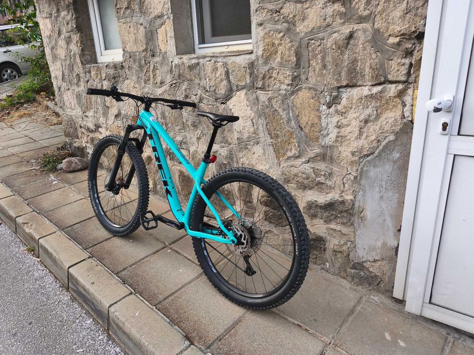 TREK ROSCOE 7 Miami Green, SMITH Mainline Mips