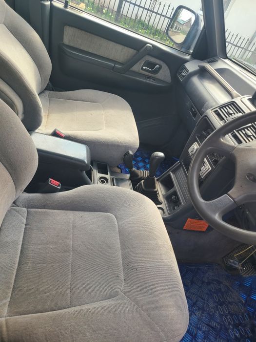 Mitubishi shogun 3.0 benzină manual