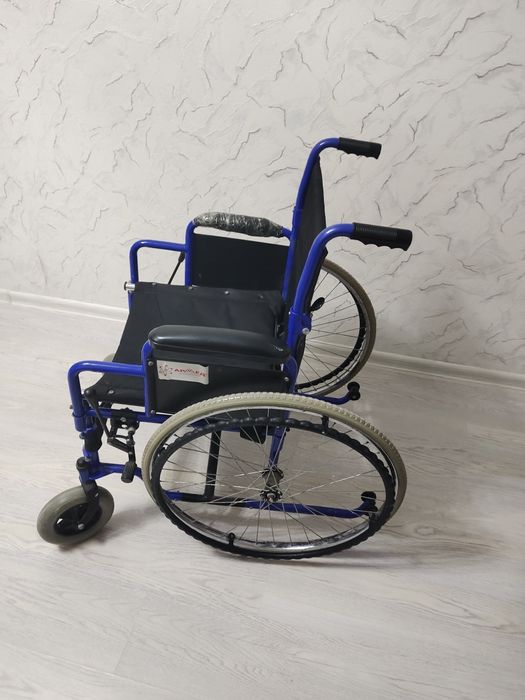 продам инвалидную коляску