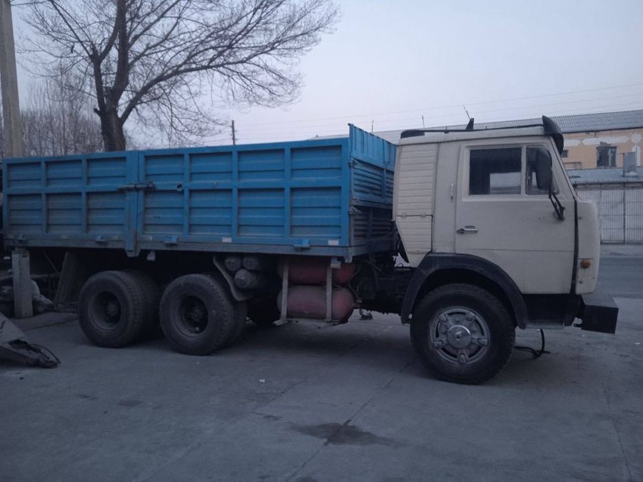 Kamaz 1986 yil .