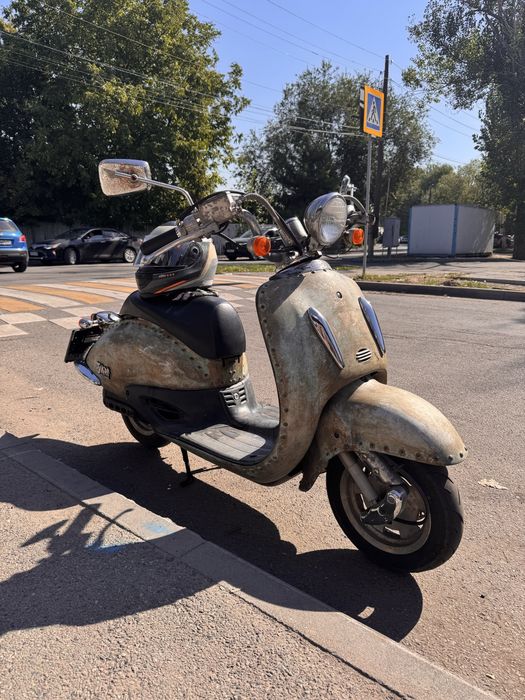 Мопед скутер honda