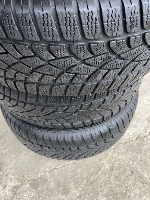 Гуми 235 55 18 Dunlop 2017г