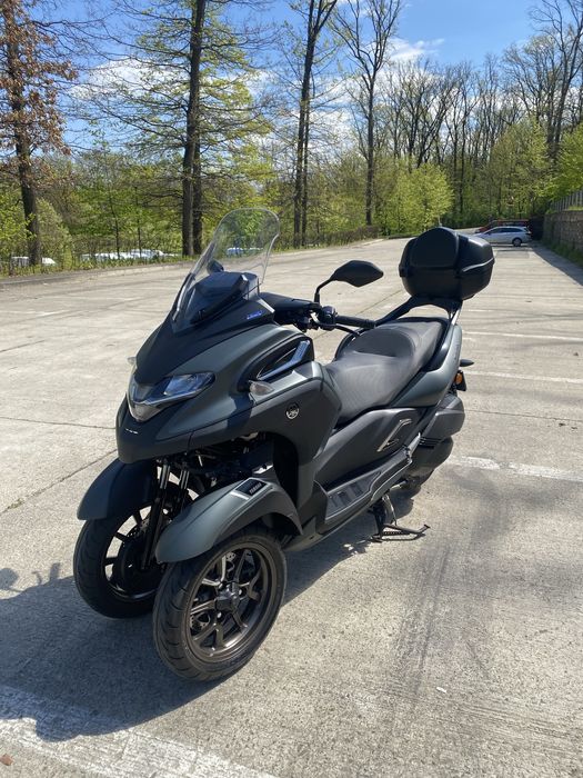 Vând Yamaha Tricity 300 2021