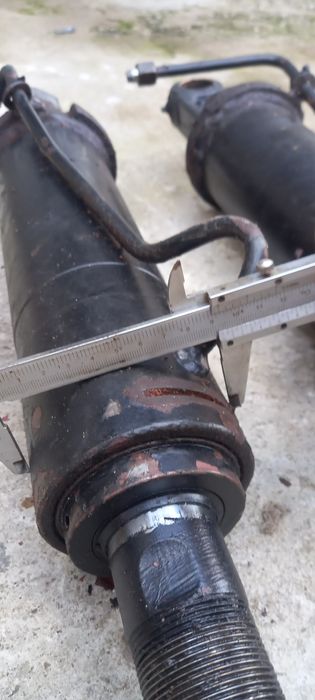 cilindru / cilindri lift / cilindru sapă tractor