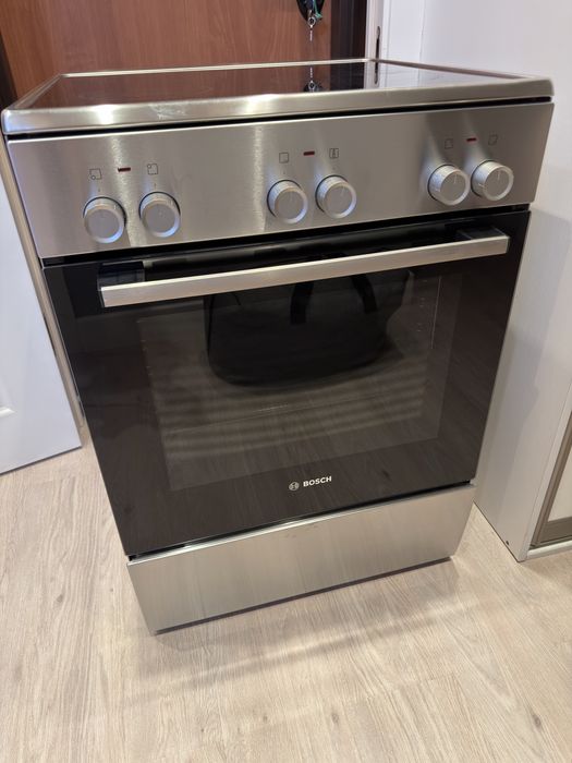 Продам кухонную плиту Bosch