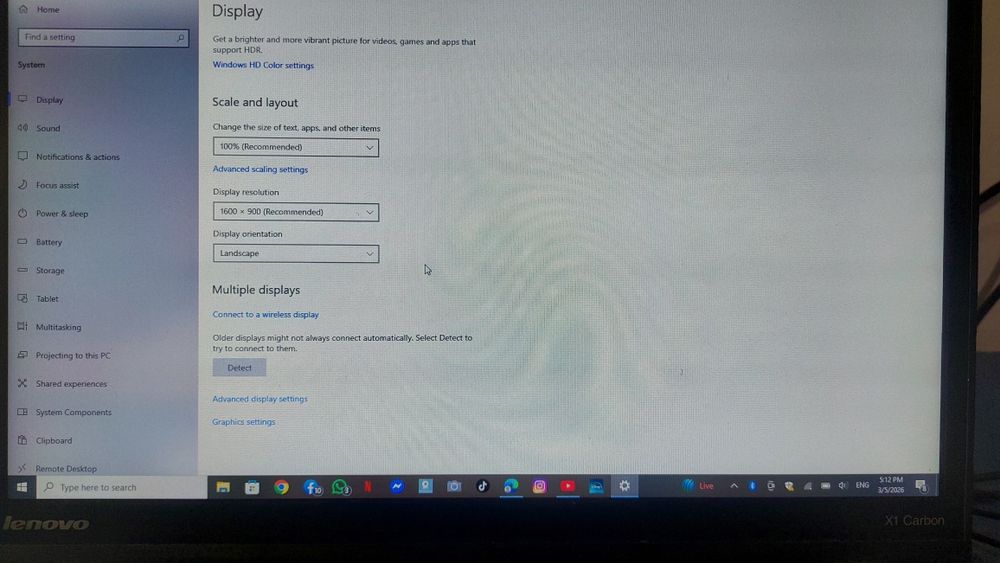 Laptop lenovo x1 carbon.