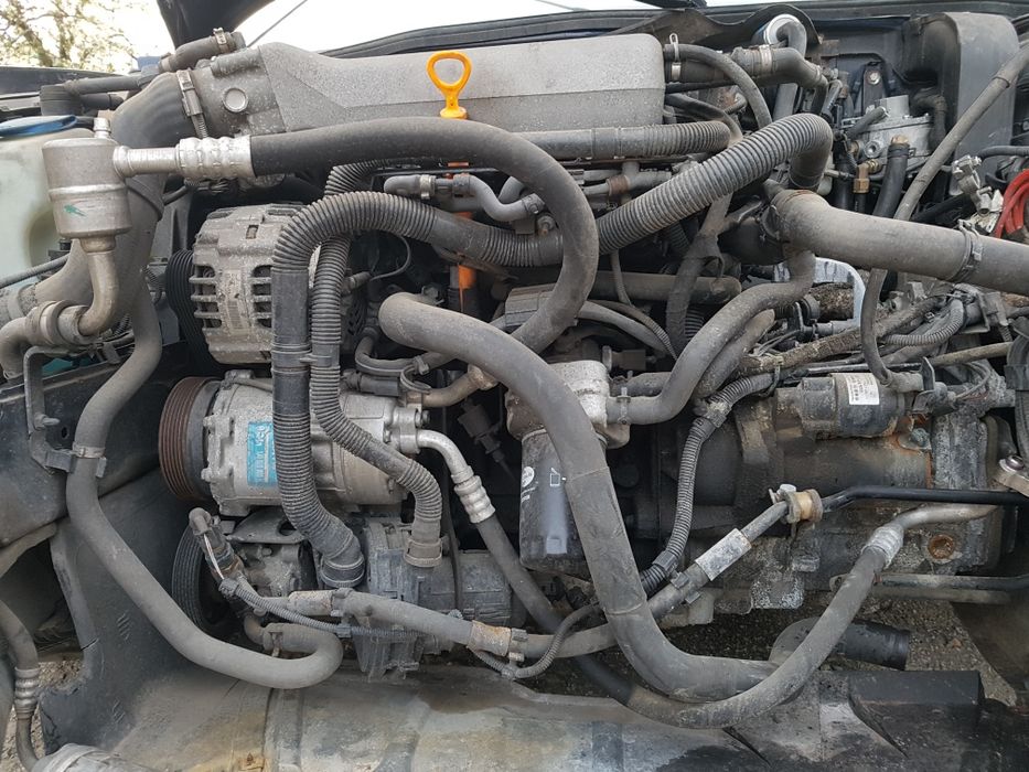 Шкода Октавия на части