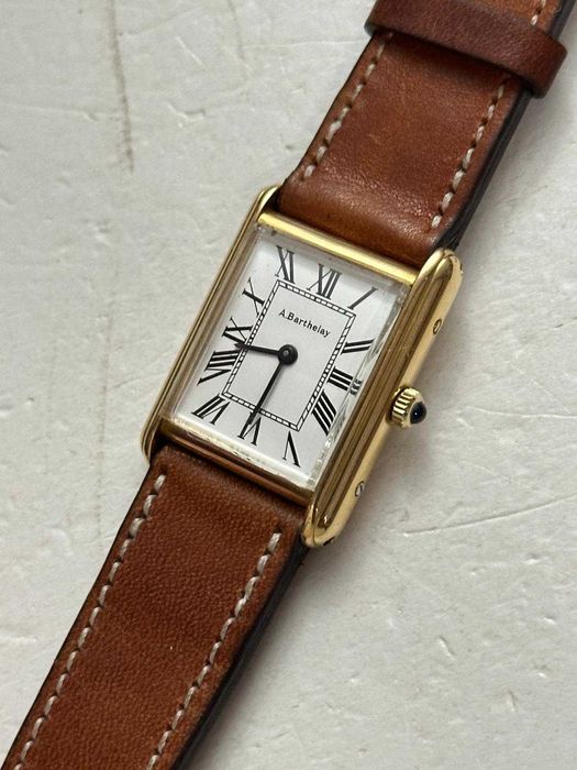 CEAS AUR 18K - A. BARTHELAY TANK (Cartier) - Mecanic - 25 x 32 mm - Unisex - 16g. - Vintage !