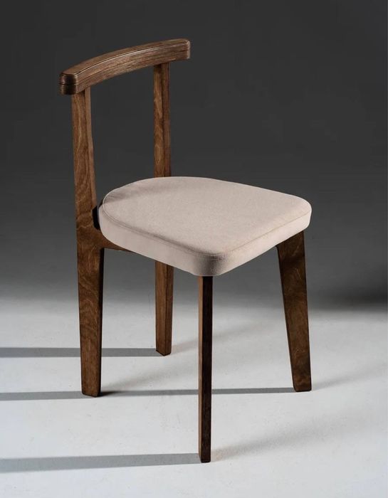 Продаю два НОВЫХ Стула!!!