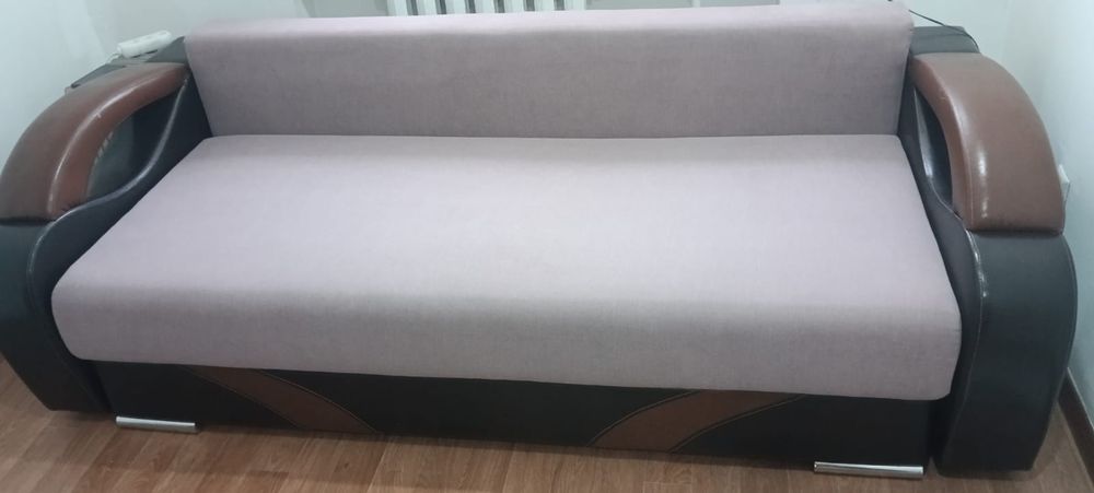 Продам диван ,срочно,срочно