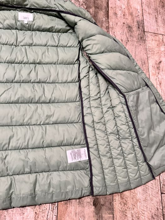 Елек Jake’s много топъл и мек на допир