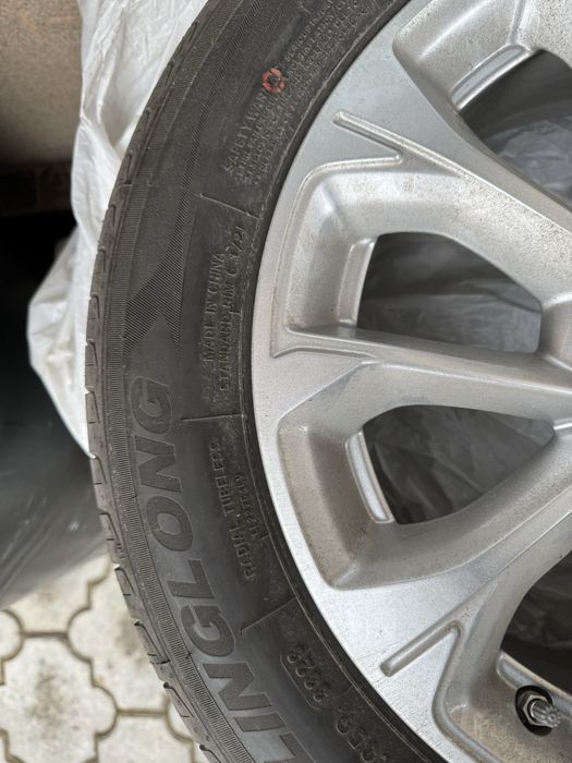 Монза новые ориринал диски с резиной