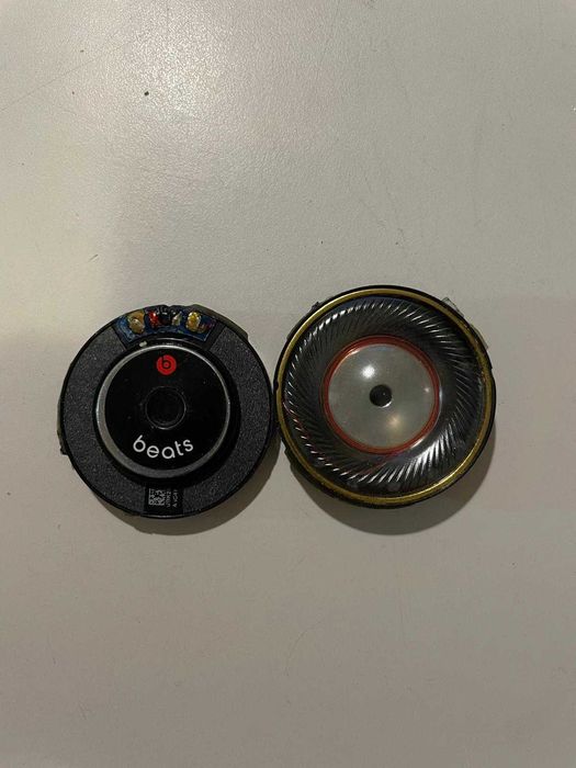 difuzoare originale Beats - pentru casti audio