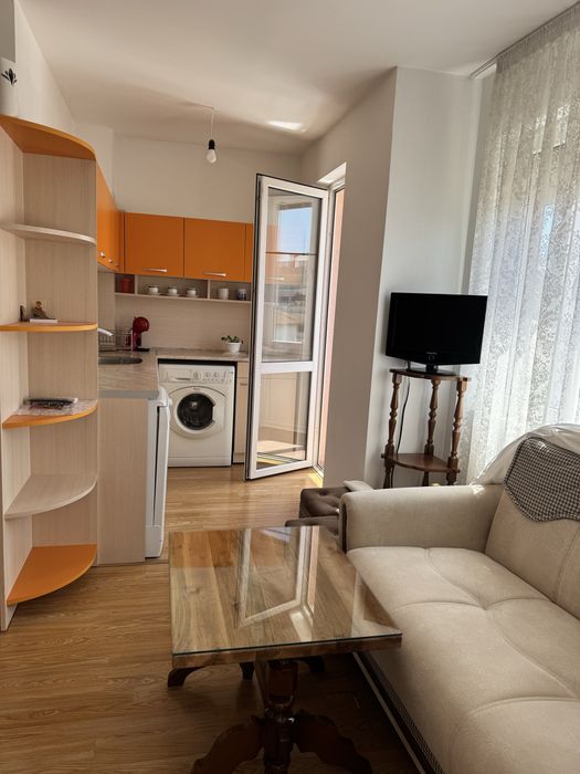 Продава се Двустаен апартамент в Бургас, Сарафово - 36 кв.м за 1119 €/кв.м - Снимка #2