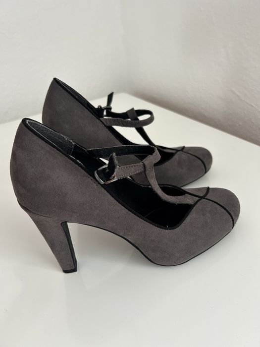 Туфли новые замшевые