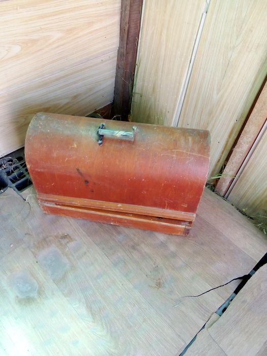 Продавам стара шевна машина руска Варна Център