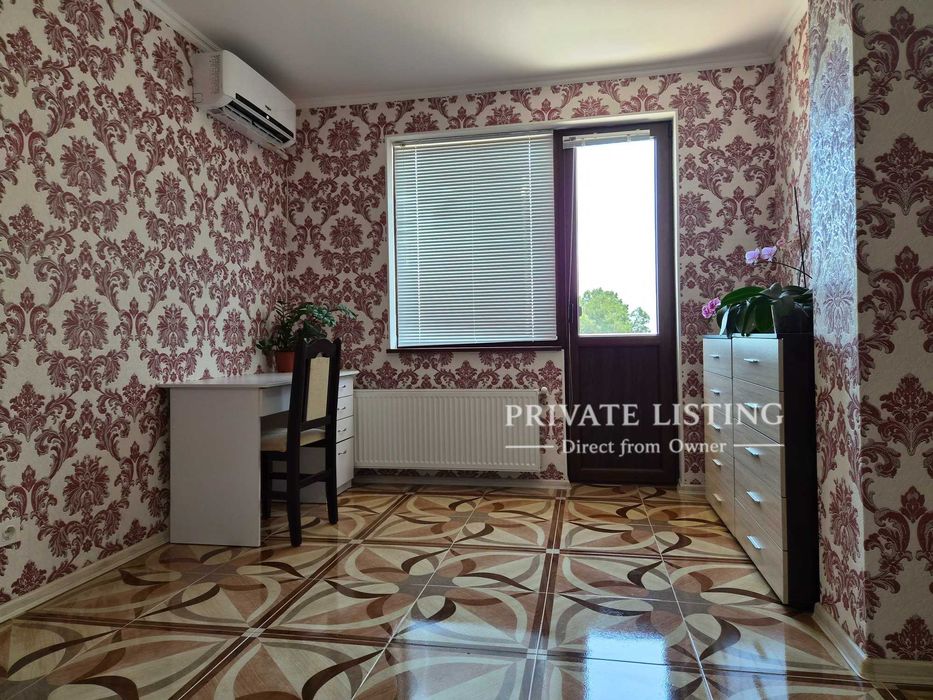 Триетажна тухлена къща с РЗП 257 кв.м, 5 спални, двор 1187 кв.м и централно отопление – с. Сенокос