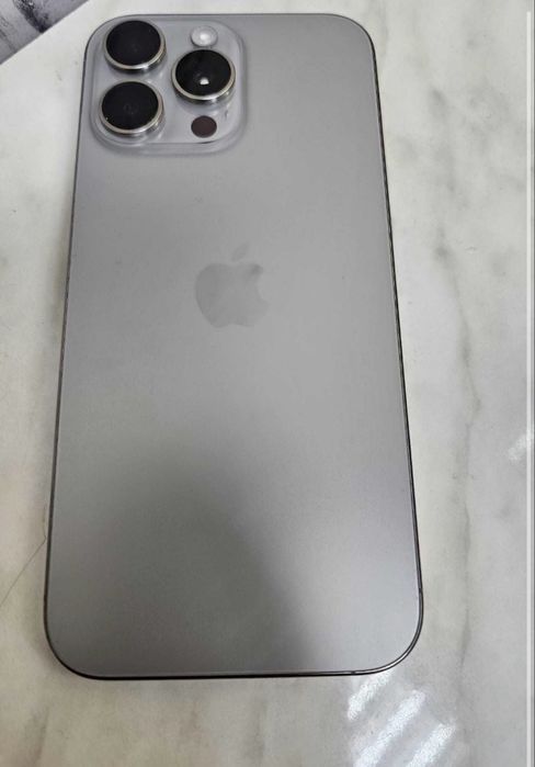 Iphone 16 pro max nou nouț