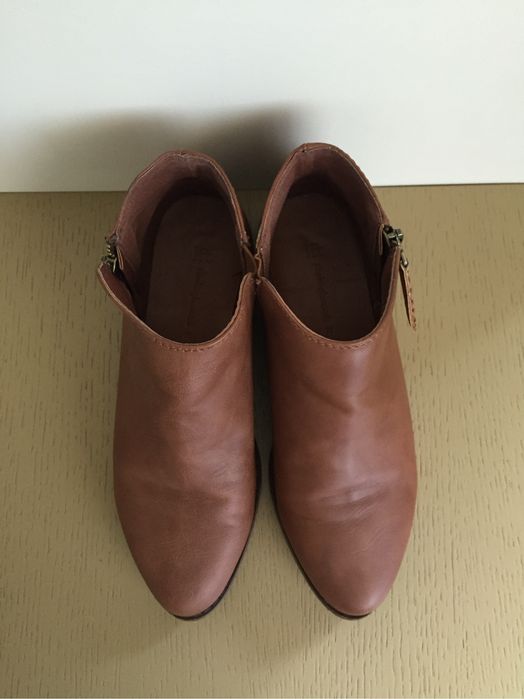 Ниски боти Stradivarius