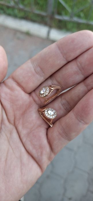 Золотые серьги 585