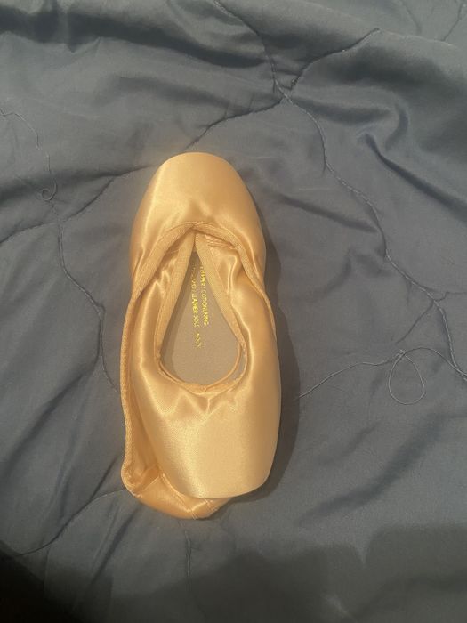 Чисто нови палци за балет bloch balance european