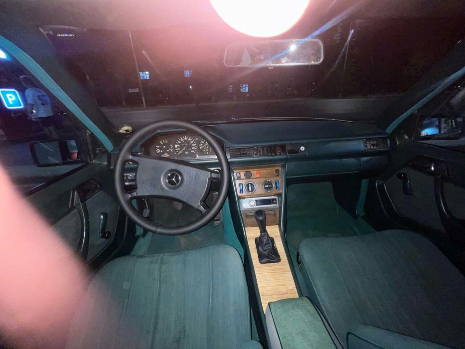 Сотилади Мерс 230  кузов 124