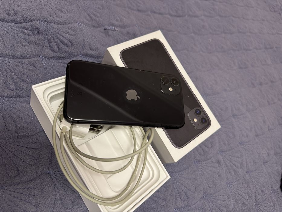 Iphone 11 продам