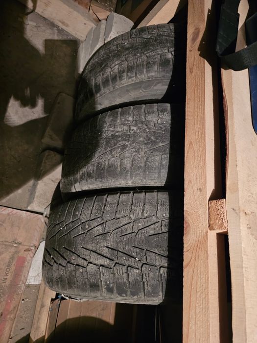 Шины с дисками  хорошие