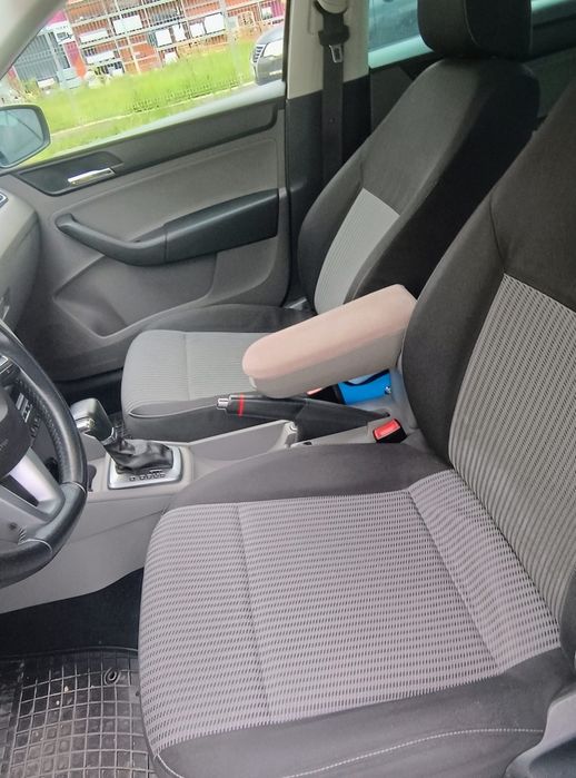 SEAT TOLEDO 2013  automat