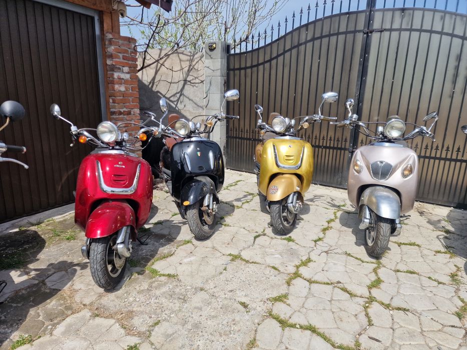 Vand retro scutere fara permis