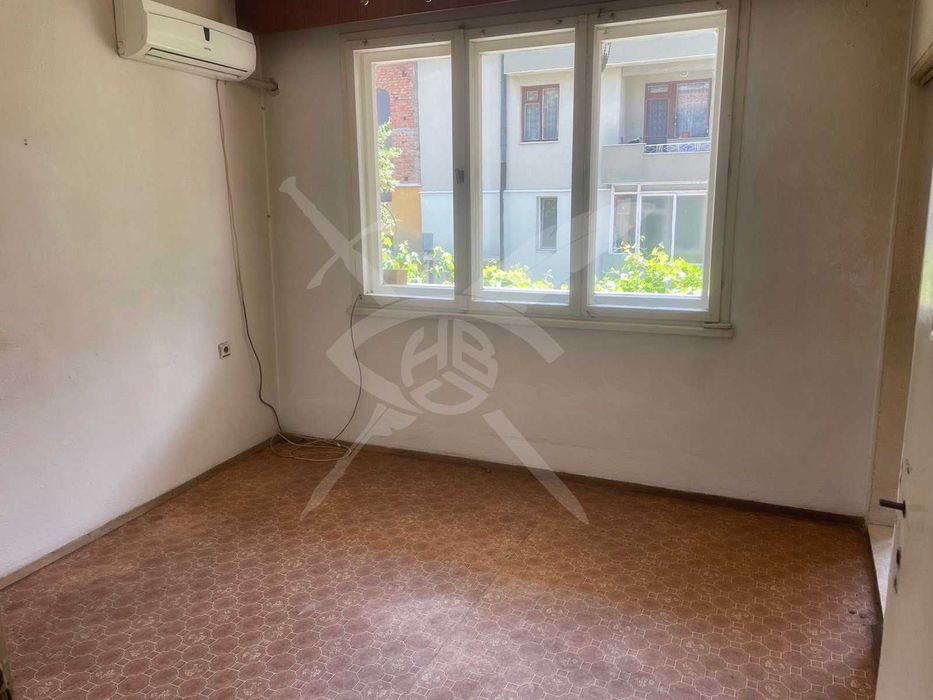 Продава се Къща в Асеновград - 620 кв.м за 1000 €/кв.м - Снимка #7