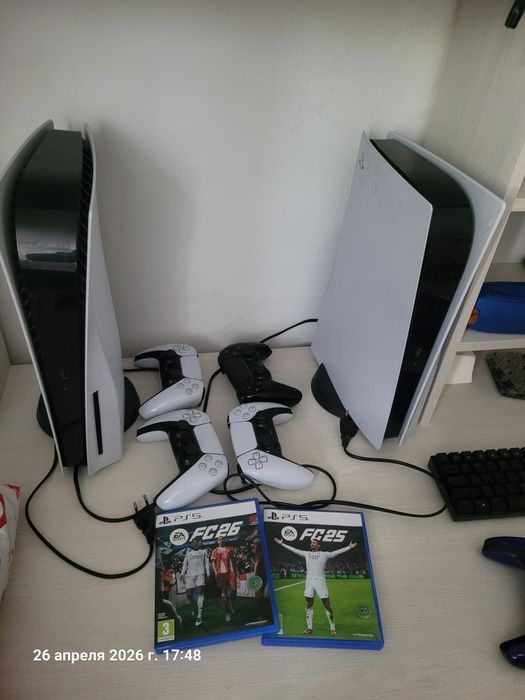 Продам 2 пс5 с джойстиками и играми