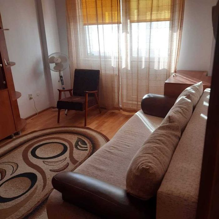 Apartament de inchiriat 2 camere decomandat Mihai Viteazu