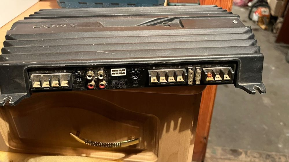 Усилитель 600w продам