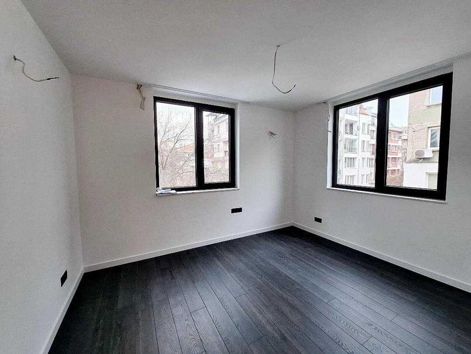 Продава се Тристаен апартамент в София, Красна поляна 1 - 102 кв.м за 725 €/кв.м - Снимка #4