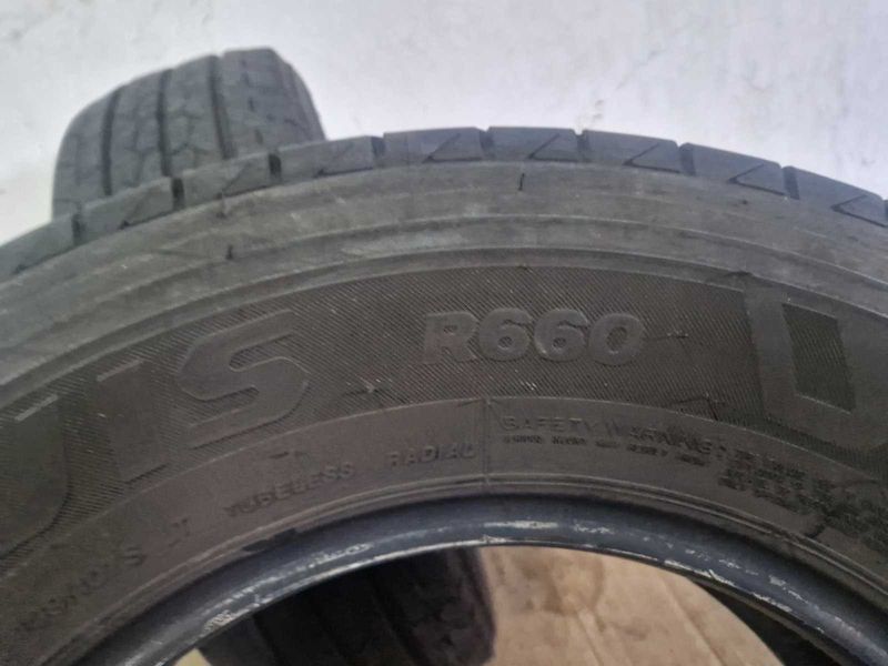 2 Bridgestone R15 C 215/70/ 
летни бусови гуми 
DOT1321