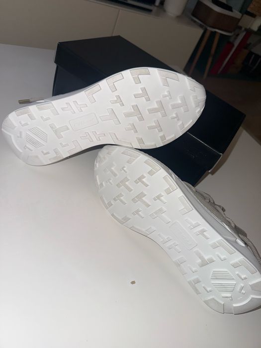 Vand sneakersi Biaggio noi in cutie