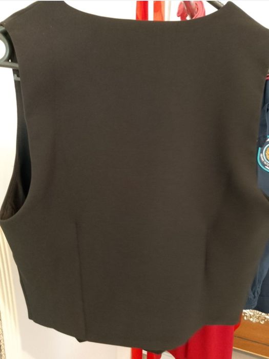 Жилет сатылады. Новый