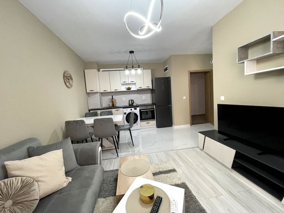 Дава се под наем Двустаен апартамент в Варна, Левски - 58 кв.м за 418.71 € - Снимка #9