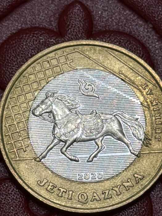 Продам редкие монеты 100 тг