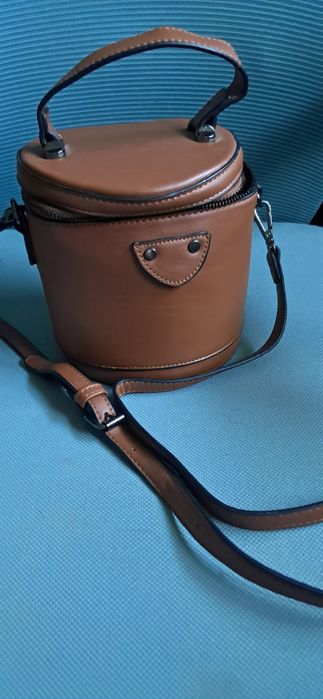 Дамска чанта от естествена кожа