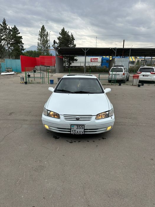 Продам Оргинал Вампер для Камри 20 или Грация