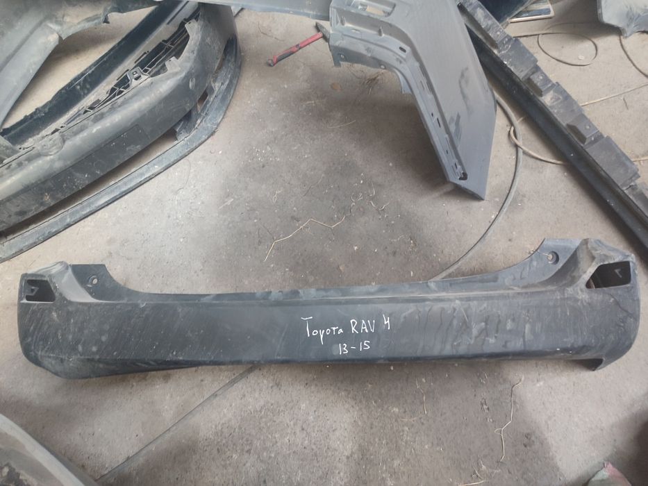 Бампер Toyota RAV 4