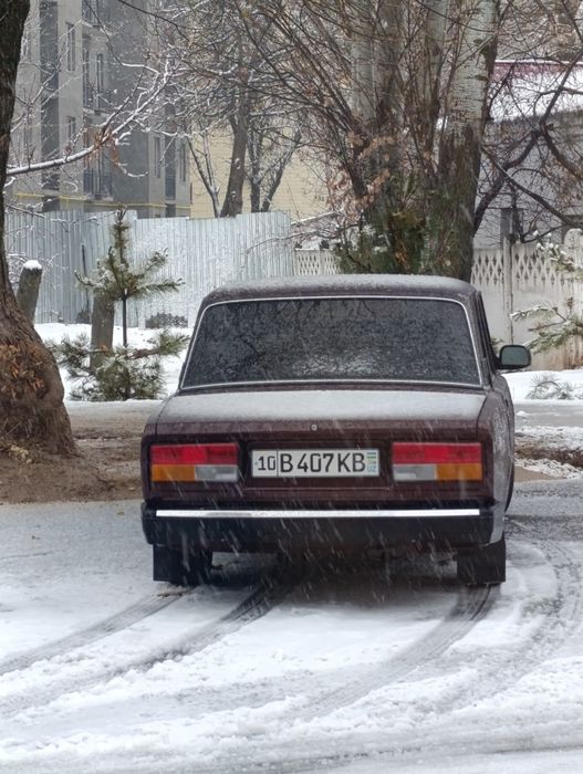 2107 sotiladi yil 2009 injektor 03