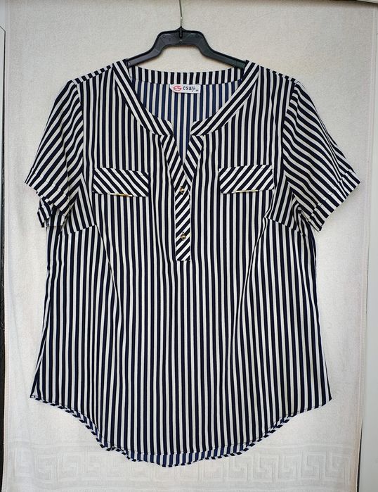 Bluza cu mânecă scurtă