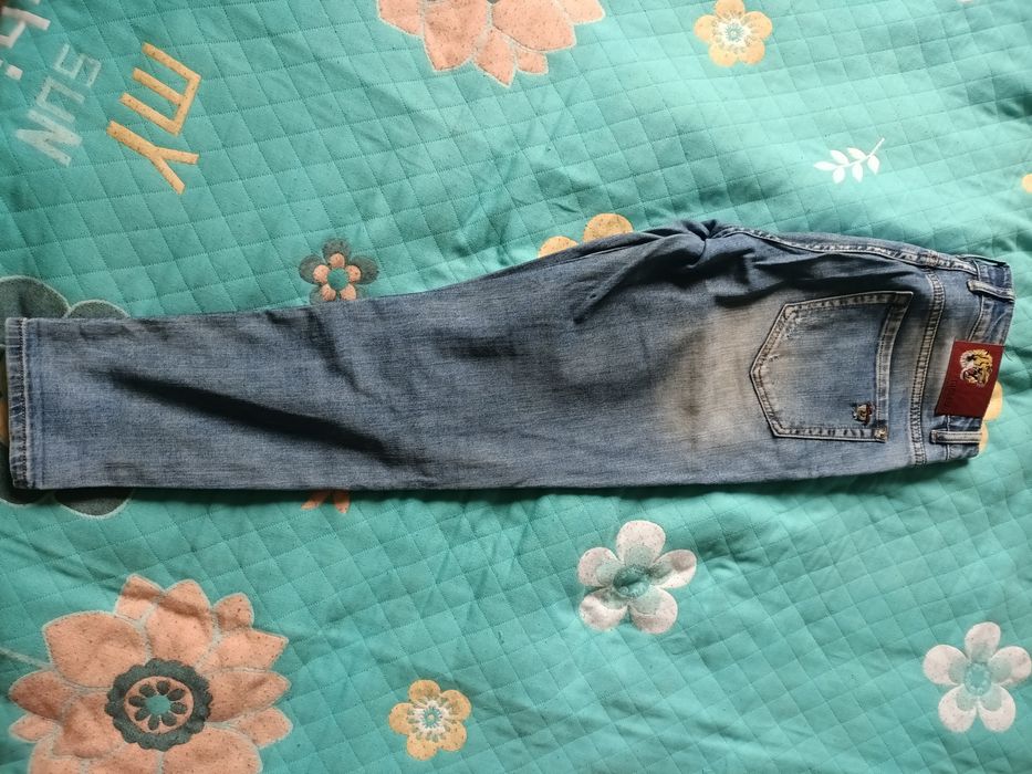 Джинсы бойфренды