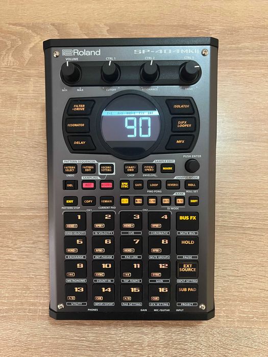 Roland SP-404 MKII