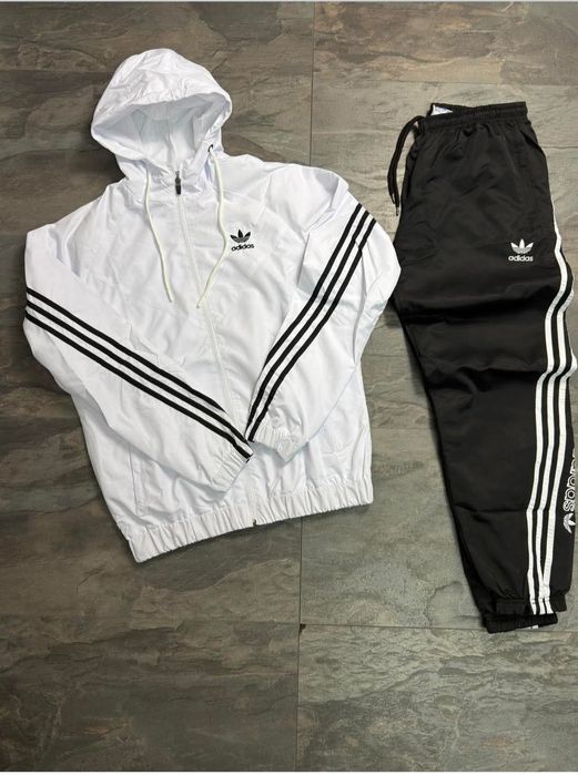 Мъжки шушляк екип/комплект/сет Adidas Manchester United сезон 2026г-2027г